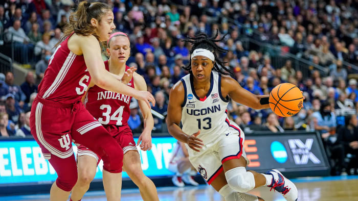 UConn’s Christyn Williams dribbles vs Indiana